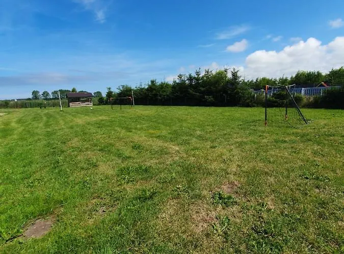 Semesterbostad Lena *