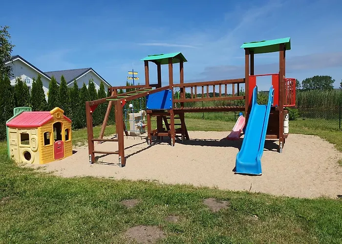 Lena Semesterbostad *